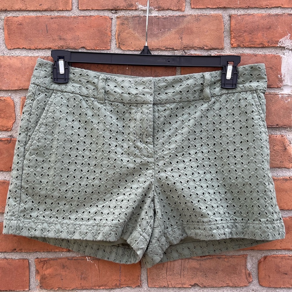 Ann Taylor Loft 4” Eyelet Shorts